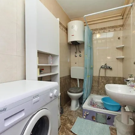 Apartment Ferienwohnung Fuer 3 Personen Ca 40 Qm In Pula, Istrien Istrische Riviera - B52735 Pula