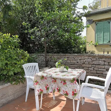 Ferienwohnung Fuer 3 Personen Ca 40 Qm In Pula, Istrien Istrische Riviera - B52735 Apartment