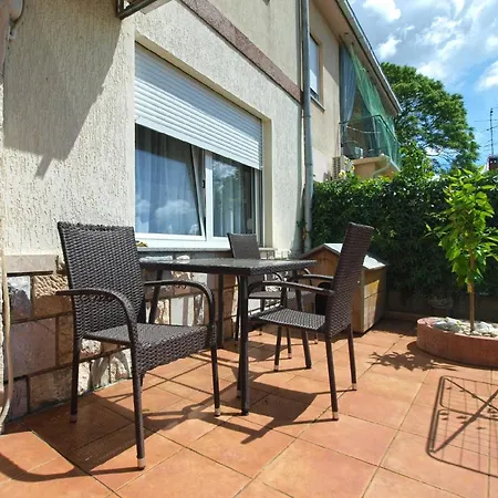 Ferienwohnung Fuer 3 Personen Ca 40 Qm In Pula, Istrien Istrische Riviera - B52735 Pula